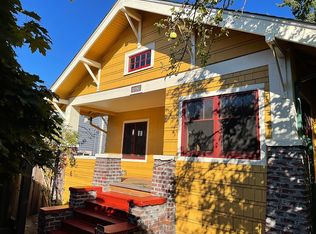 8024 16th Ave NE, Seattle, WA 98115