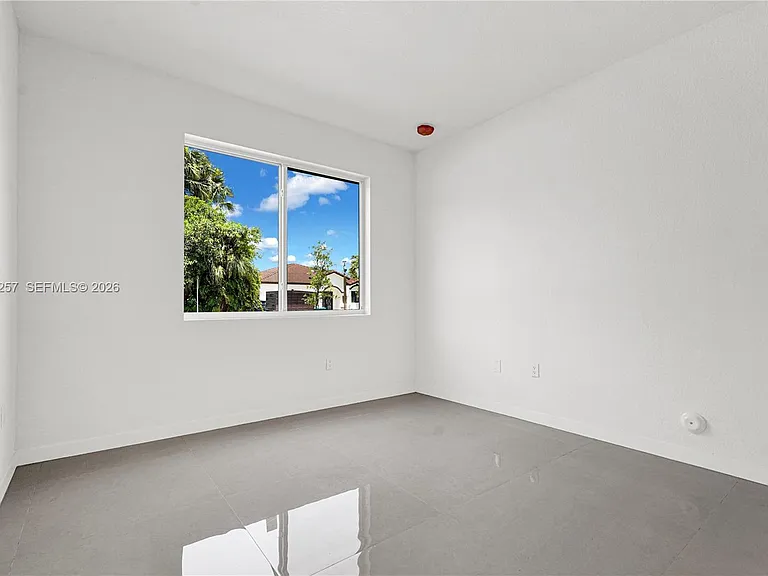 22432 SW 125th Ave — Photo 28