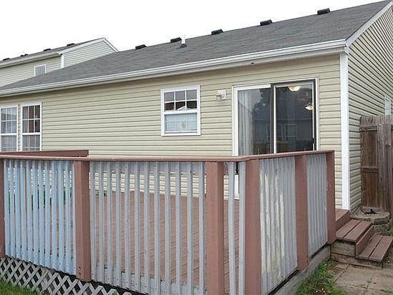 2nd image of 3015 Earlswood Ln