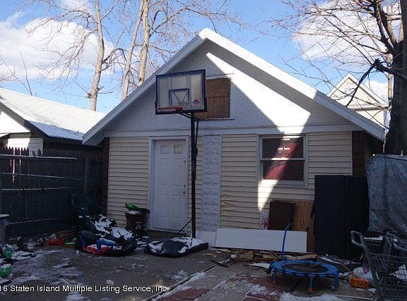 2nd image of 149 Blackford Ave