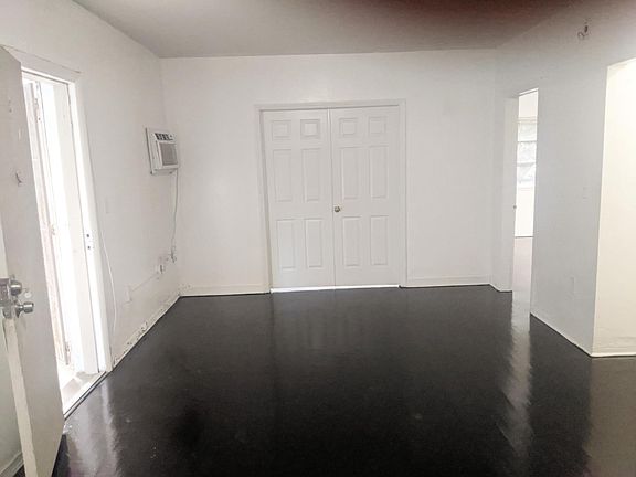 3rd image of 1311 Meridian Ave APT 5