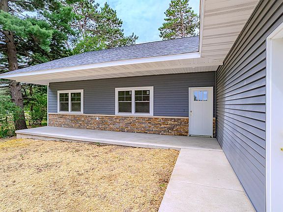 5th image of 2805 BARCLAY WAY