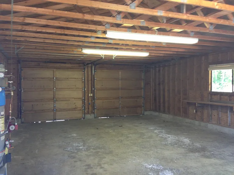 925 Classic Rd — Photo 18