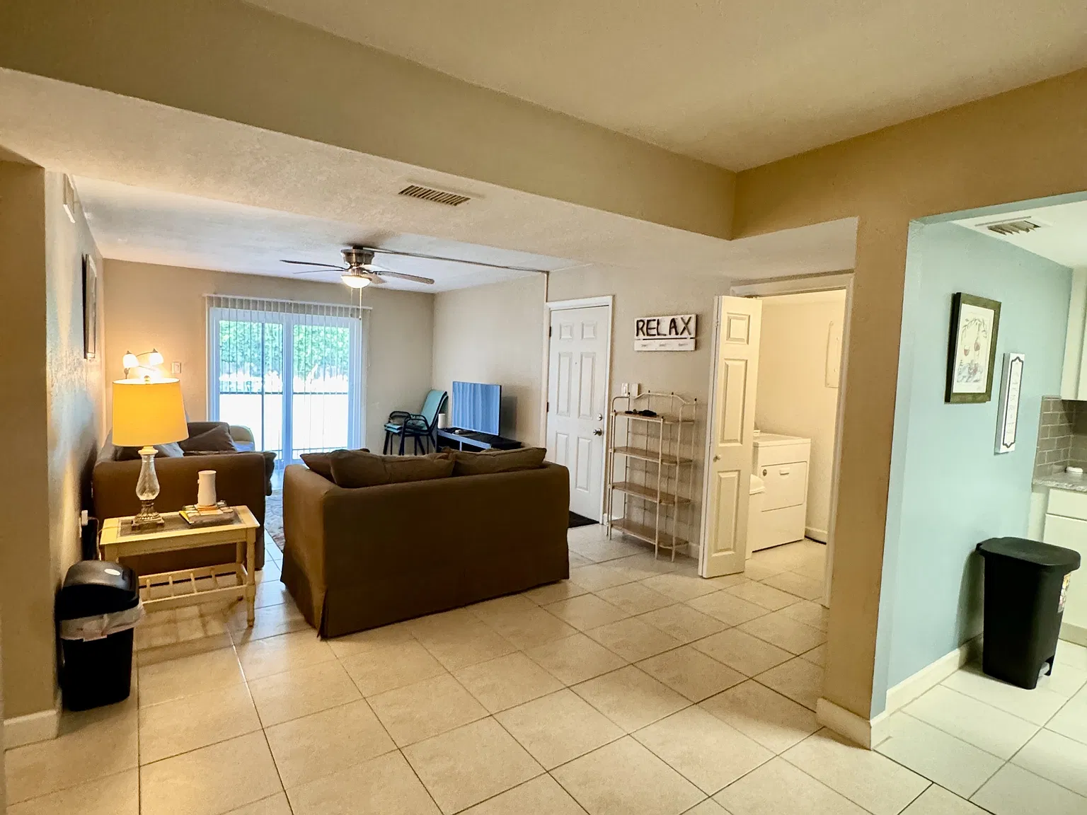 12658 Kenwood Ln — Photo 2