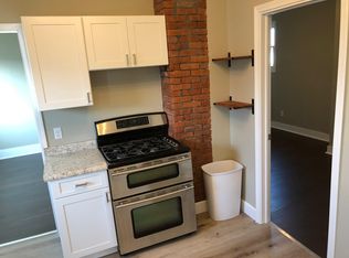 31 Marion St, Buffalo, NY 14207