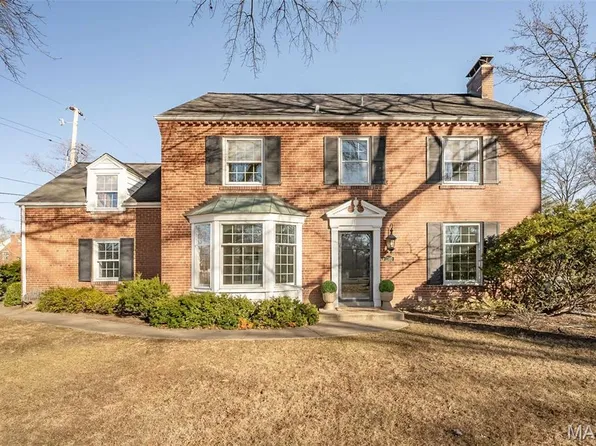 1140 S Geyer Rd, Saint Louis, MO 63122