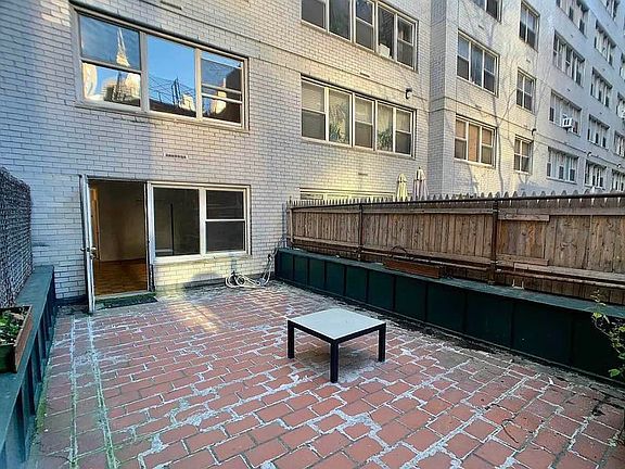 2nd image of 155 E 34th St APT 2C