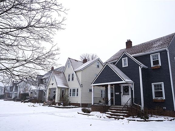 5th image of 16416 Elsienna Ave