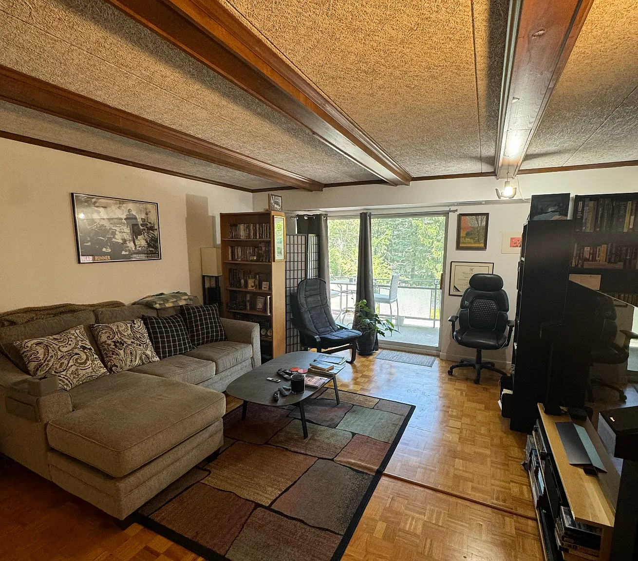 1 bed, 1.0 bath, $2,400 — Photo 1