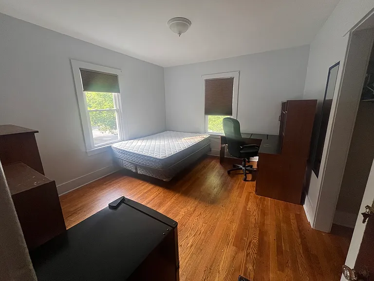 312 Elmwood ave — Photo 8