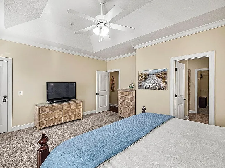 802 Reserve Ln — Photo 21