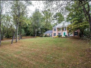 5905 Bethlehem Ct, Derwood, MD 20855