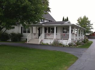 953 Amelith Rd, Freeland, MI 48623