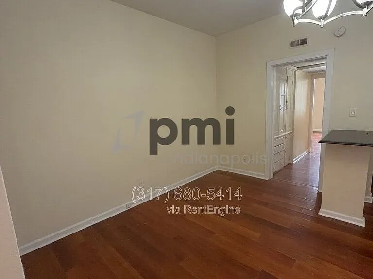 Indy Downtown Colonial Apartments — Photo 40