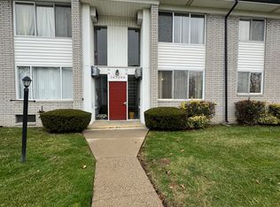 26720 Joy Rd APT B10, Redford, MI 48239