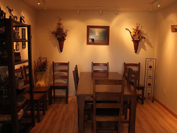 Dining Room off to side of kitchen