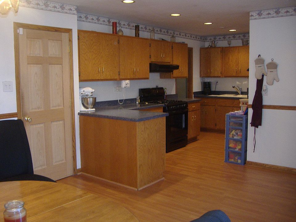 1st image of 1093 Stratford Ln