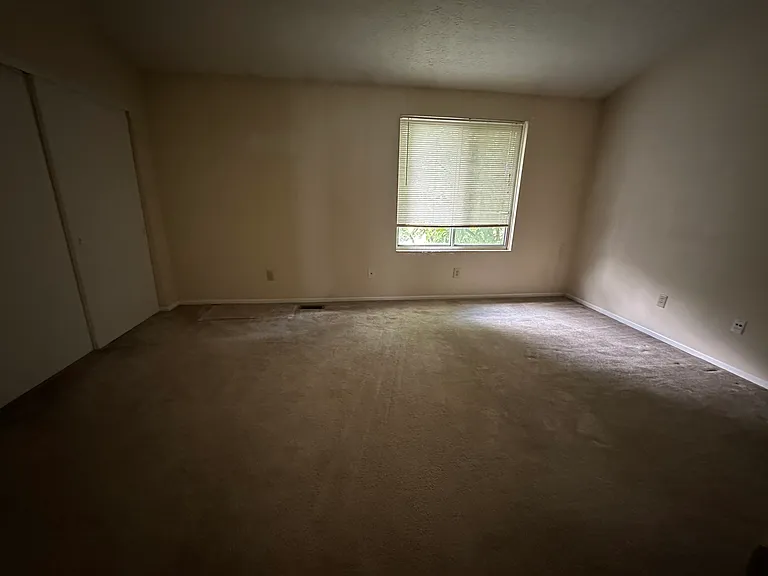 7043 Muirfield Dr — Photo 13