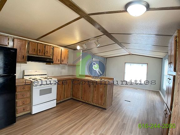 5th image of 134 Wesler Dr #36