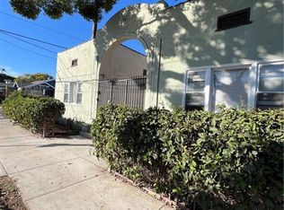 551 W 10th St, Long Beach, CA 90813