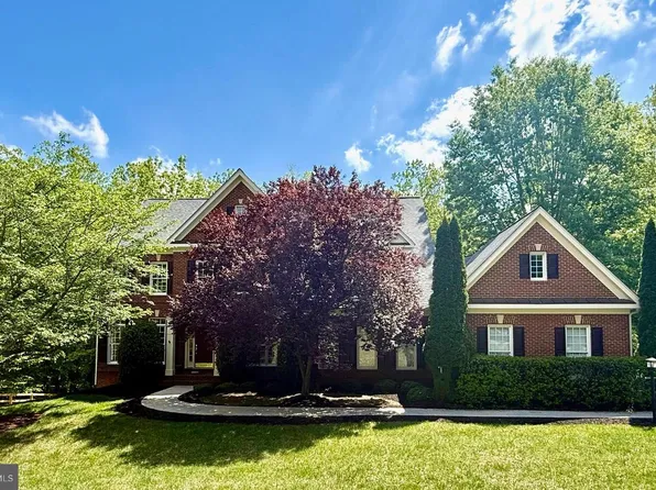 11019 Bacon Race Rd, Woodbridge, VA 22192