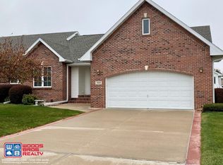 3319 Schroeder Ave, Grand Island, NE 68803