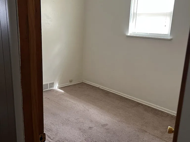 454 E Grafton Rd #2 — Photo 10