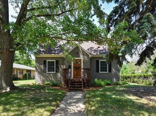 233 3rd Ave NE, Osseo, MN 55369