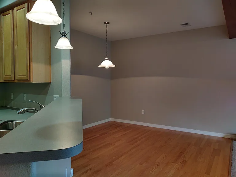 5220 Boardwalk Dr #B12 — Photo 7