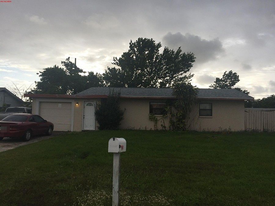 1st image of 920 Westwood Dr