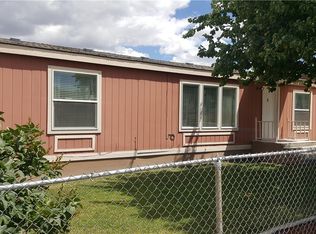 716 3rd Pl SE, Soap Lake, WA 98851