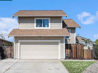 354 Hazelnut Ln, Oakley, CA 94561