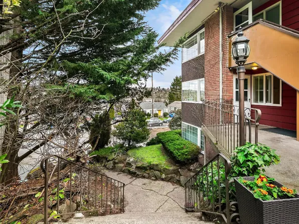 3221263, 825 W Nickerson St APT 4, Seattle, WA 98119