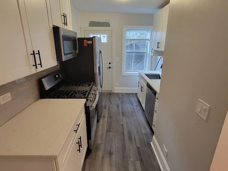 6430 N Richmond St #2W — Photo 8