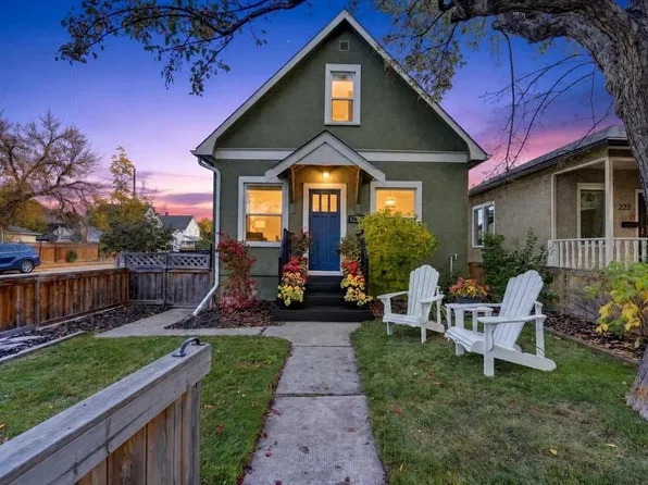 234 W 8th St NE, Calgary, AB T2E 4G7