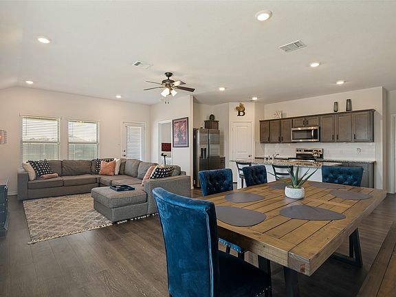 3rd image of 4725 Salers Way