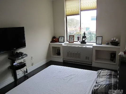 Sold by Prime Realty | media 13