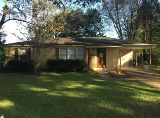 148 Bradshaw St, Macon, MS 39341