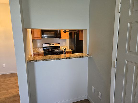 3rd image of 2049 San Marcos Dr SE APT 126