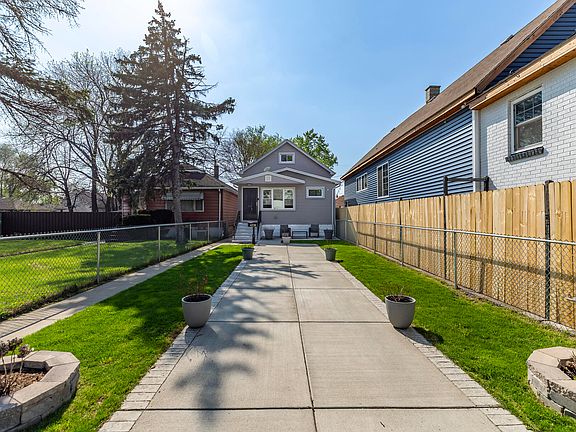 4th image of 4230 Tod Ave