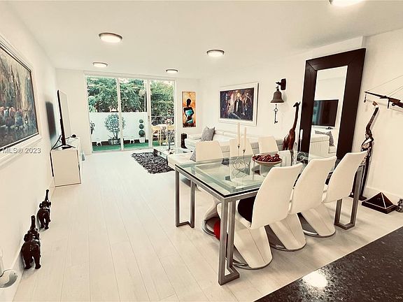 3rd image of 2780 NE 183rd St APT 311