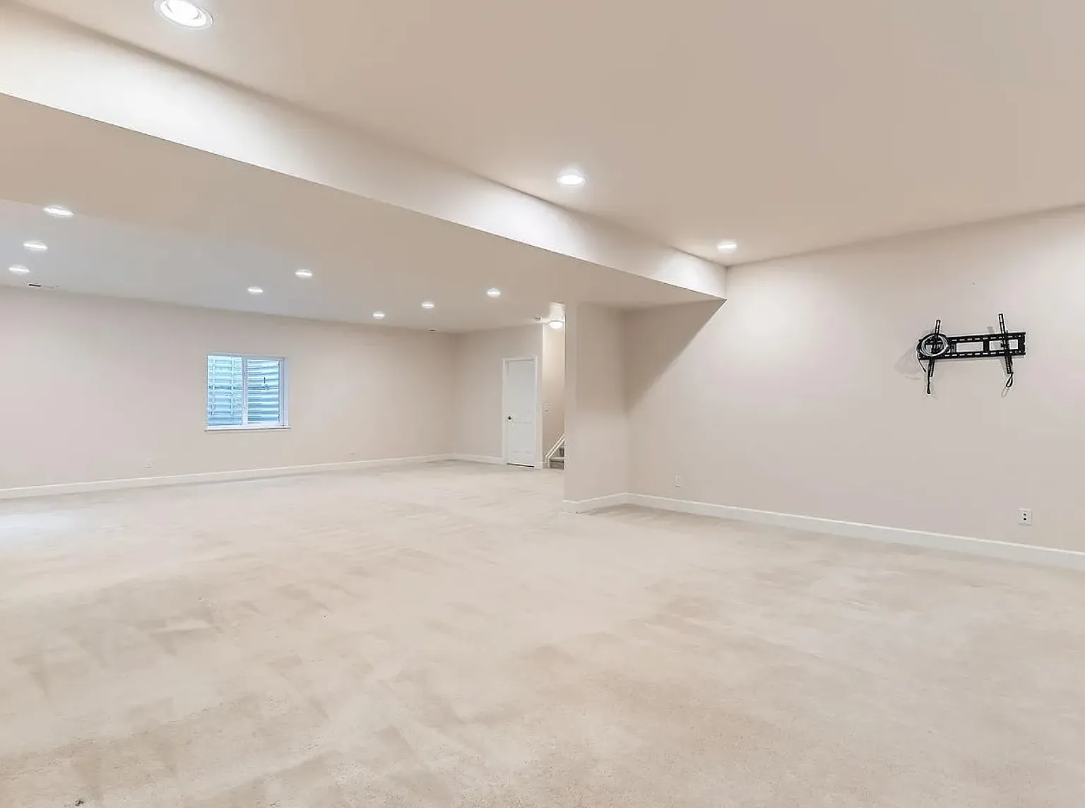 13424 W 64th Pl — Photo 4
