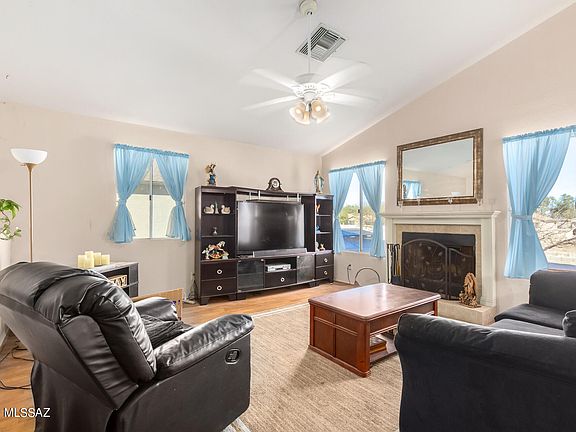 4th image of 1488 W Kennington Ave