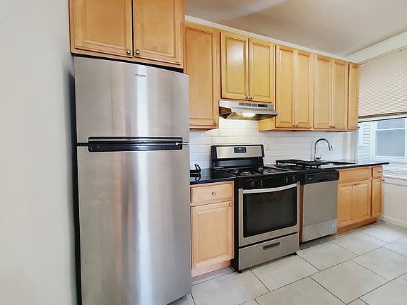 2nd image of 85 Brown Pl #101