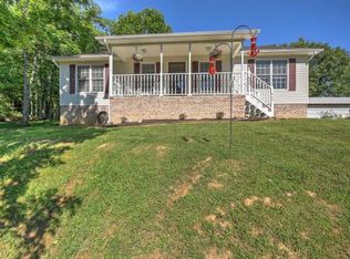 1121 Independence Ave, Mount Carmel, TN 37645