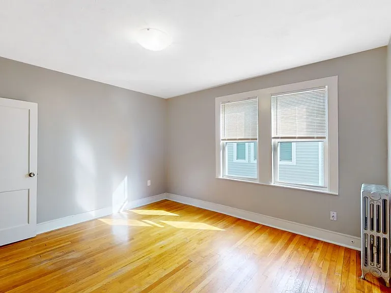 63 Whitten St #3 — Photo 11