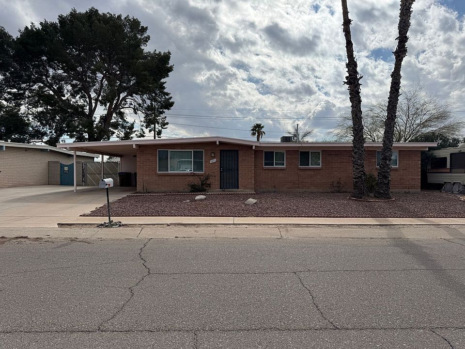 1st image of 1011 W Wheatridge Dr