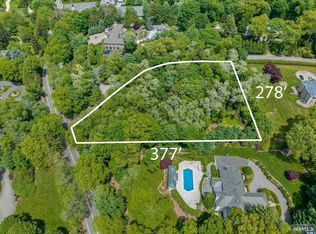 6 Old Woods Rd, Saddle River, NJ 07458