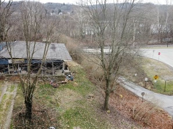 462 Midland Rd, Midland, PA 15059