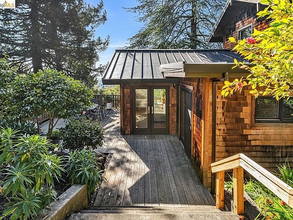 5th image of 641 Alvarado Rd